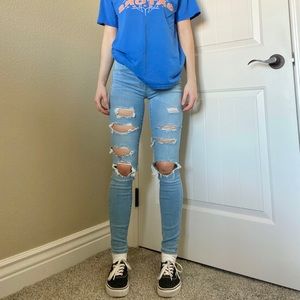 PacSun light wash ripped jeans